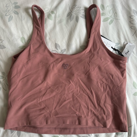 NWT - Aritzia TnaBUTTER™ Bound Sports Tank - Ashy Pink - Large - Picture 10 of 10
